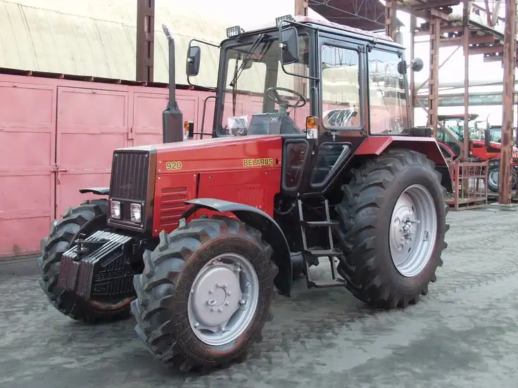 Ciągnik Belarus 920 o mocy 95 koni mechanicznych